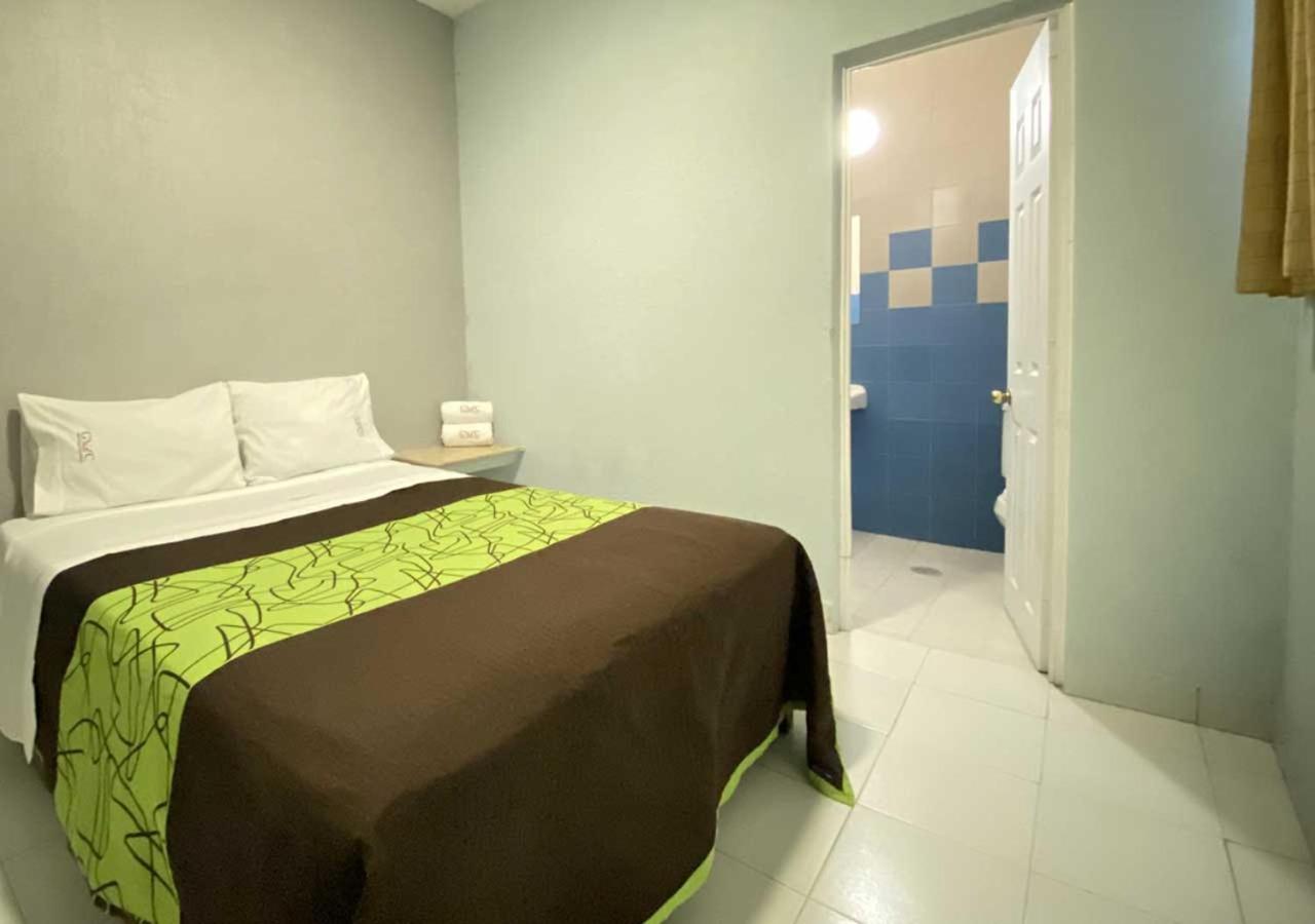 Hotel Gran Via Central Мехико Экстерьер фото