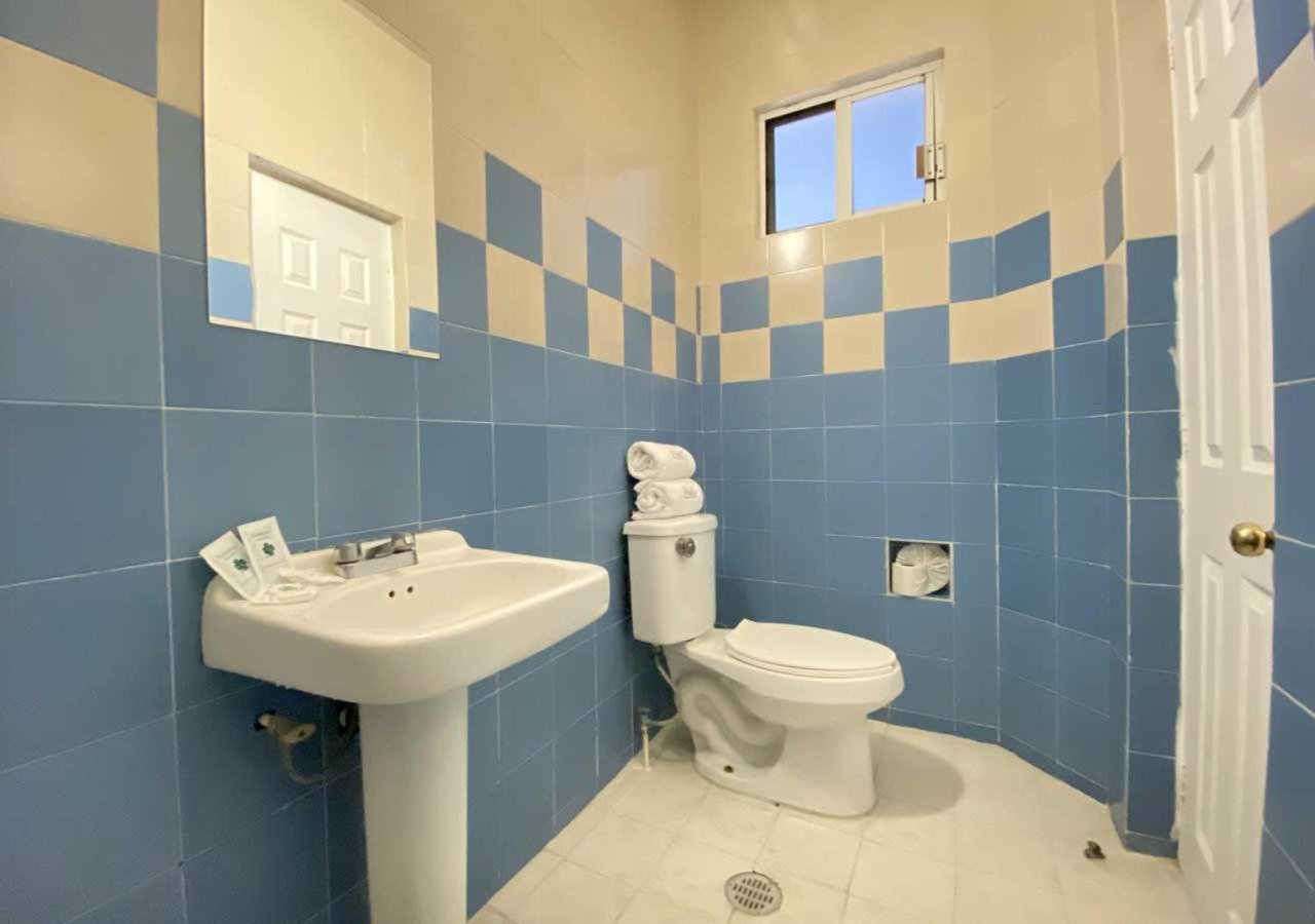 Hotel Gran Via Central Мехико Экстерьер фото